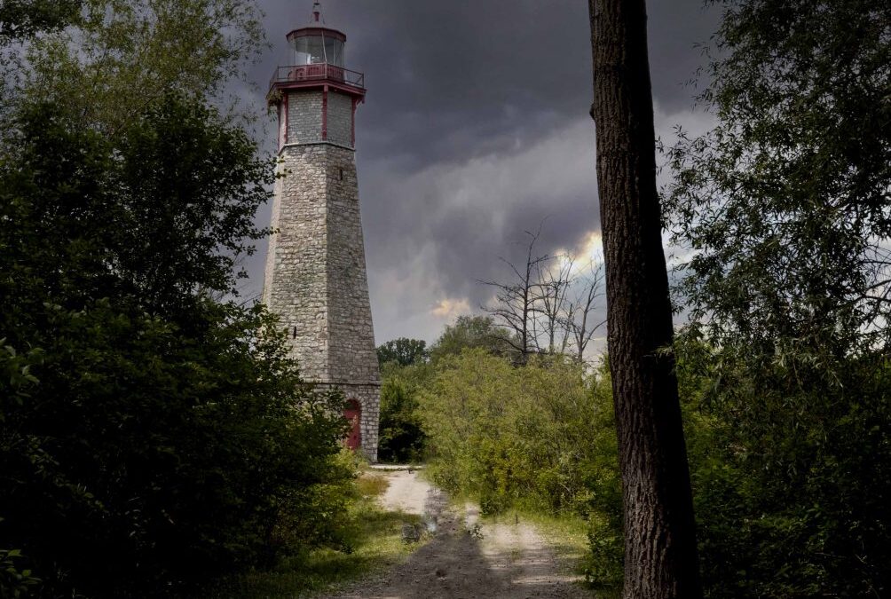 10 Haunted Places In Ontario We Dare You To Visit